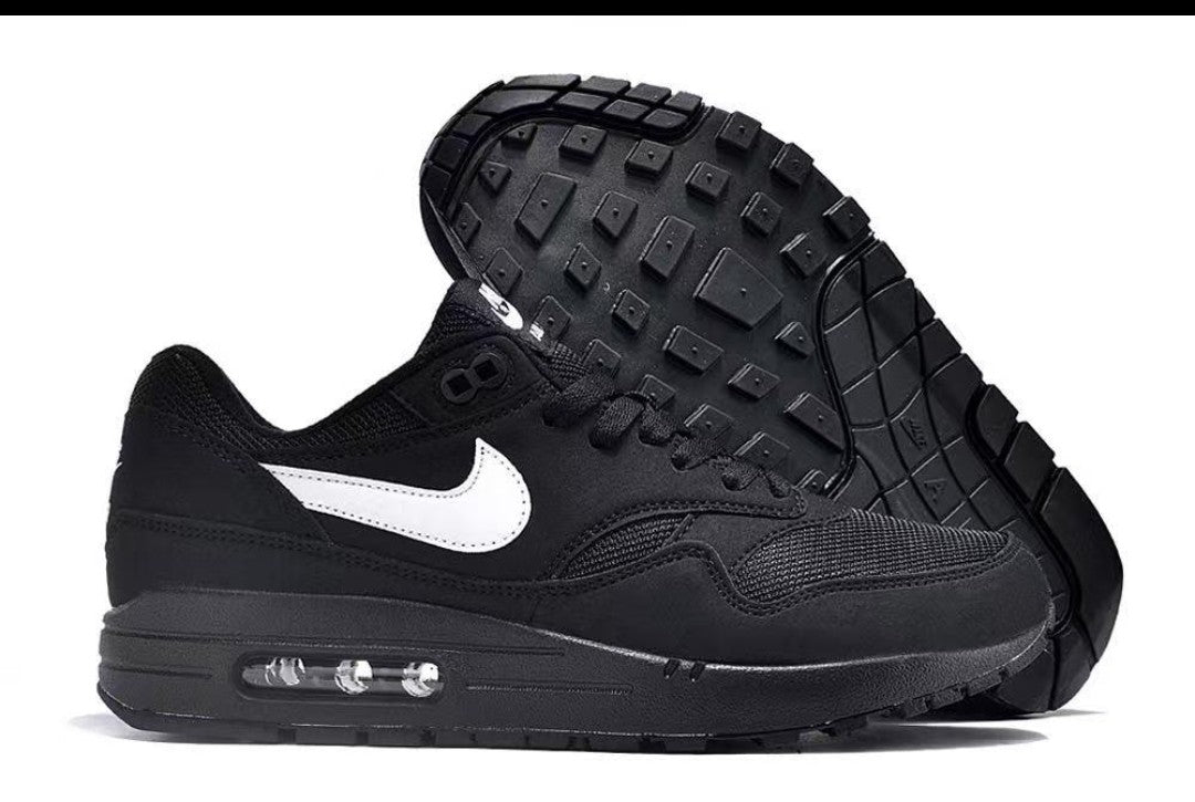 Nike Air Max 1 Essential Men’s Sneakers