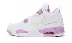 Air Jordan 4 Retro “Pink Oreo”