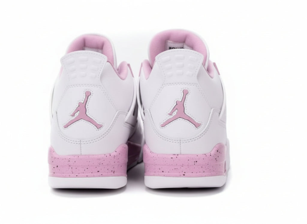Air Jordan 4 Retro “Pink Oreo”